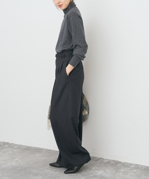 Spick & Span（スピックアンドスパン）の「サキソニーベルテッドワイドパンツ（スラックス・レディース・チャコールグレー/ベージュ・38/36）」の9枚目の写真