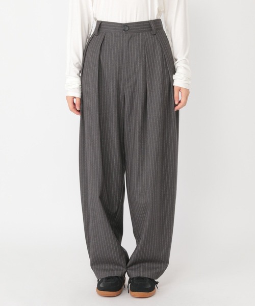 studio CLIP（スタディオクリップ）の「【daily CLIP】TRピンストライプタックパンツ（スラックス・レディース・グレー/ブラック・MEDIUM/LARGE）」の16枚目の写真