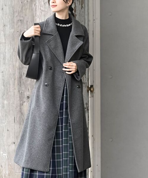 rps（アールピーエス）の「ダブルロングコート（チェスターコート・レディース・ブラック/グレー系その他・フリー）」の2枚目の写真