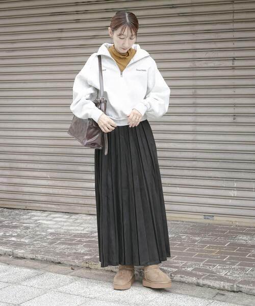 ITEMS URBANRESEARCH（アイテムズ アーバンリサーチ）の「ハーフジップ刺繍スウェット（スウェット・レディース・ネイビー/オートミール・FREE）」の4枚目の写真