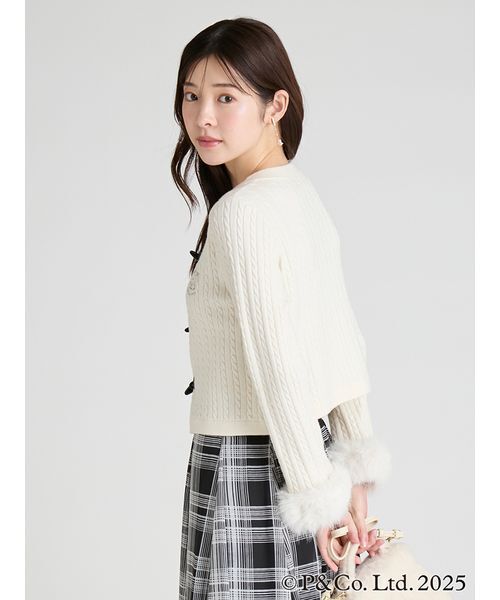 CELFORD(セルフォード)の「【パディントン(TM)×CELFORD】ケーブルカーディガン(カーディガン/ボレロ・レディース・アイボリー/レッド/グレー・F)」の16枚目の写真