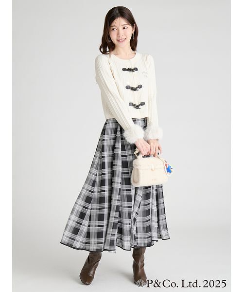 CELFORD(セルフォード)の「【パディントン(TM)×CELFORD】ケーブルカーディガン(カーディガン/ボレロ・レディース・アイボリー/レッド/グレー・F)」の17枚目の写真
