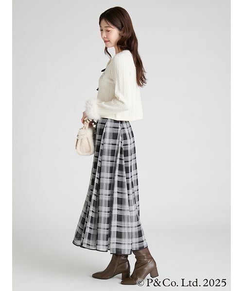 CELFORD(セルフォード)の「【パディントン(TM)×CELFORD】ケーブルカーディガン(カーディガン/ボレロ・レディース・アイボリー/レッド/グレー・F)」の18枚目の写真