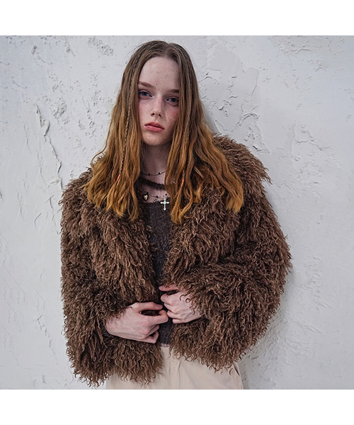 AVANDRESS(アバンドレス )の「Wild Fluff Jacket BROWN(ムートンコート・レディース・ブラウン・MEDIUM/SMALL)」の1枚目の写真