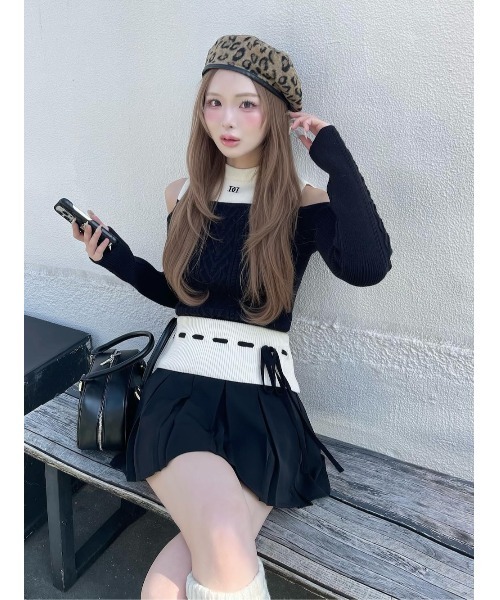 Darich（ダーリッチ）の「ショルダーオープンニットセットアップ