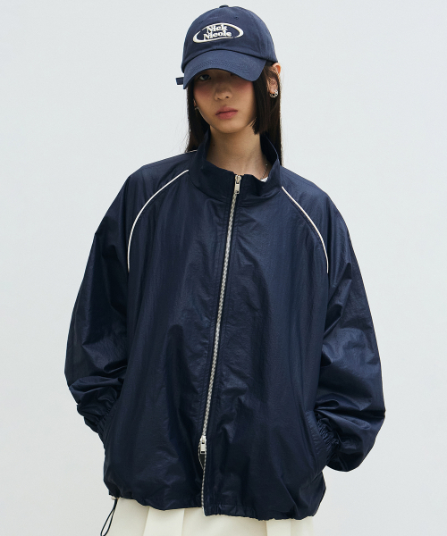 NICK&NICOLE(ニックアンドニコール)の「NICK NICOLE OVERSIZED GROOVY JUMPER_NAVY(ナイロンジャケット・レディース・その他・FREE)」の2枚目の写真