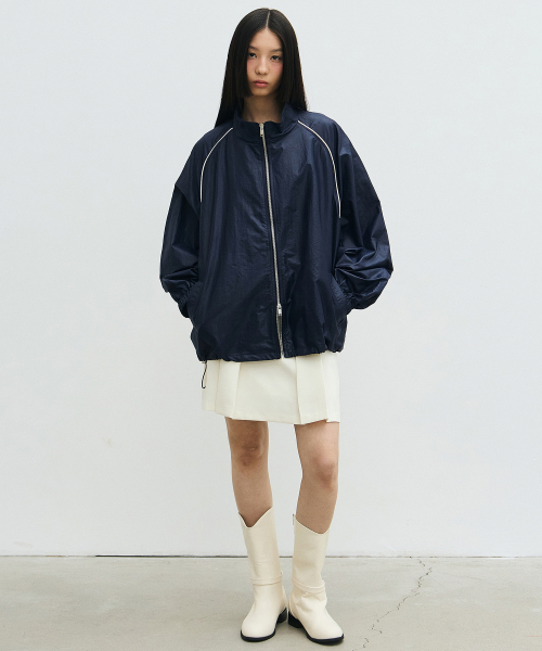 NICK&NICOLE(ニックアンドニコール)の「NICK NICOLE OVERSIZED GROOVY JUMPER_NAVY(ナイロンジャケット・レディース・その他・FREE)」の4枚目の写真