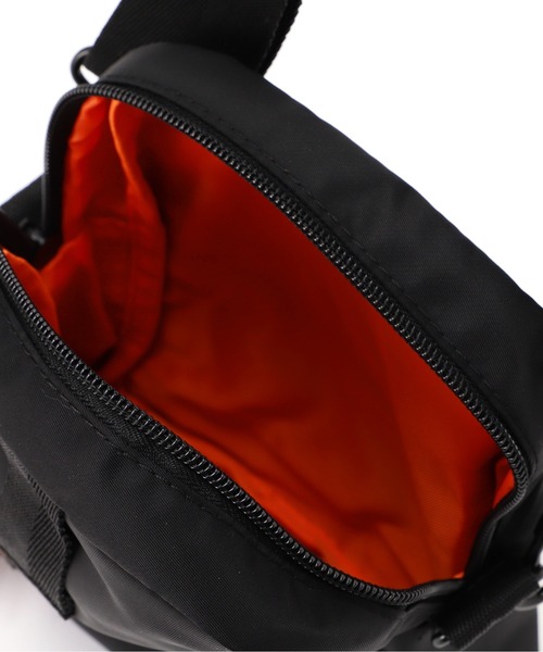 Alpha Industries（アルファインダストリーズ）の「Alpha Industries/アルファインダストリーズ/Crew Carry Bag/クルー キャリー バッグ（ショルダーバッグ・メンズ・ブラック/その他10・F）」の14枚目の写真