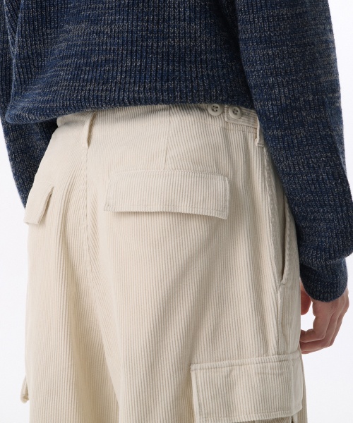 MUSINSA STANDARD（ムシンサスタンダード）の「コーデュロイパラシュートカーゴパンツ[クリーム]（その他パンツ・メンズ・その他・40/38/33/26/27/28/29/42/36/34/32/30/31）」の5枚目の写真
