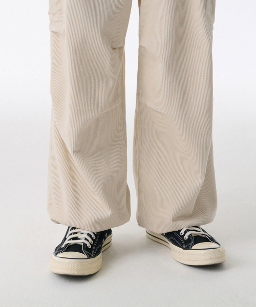MUSINSA STANDARD（ムシンサスタンダード）の「コーデュロイパラシュートカーゴパンツ[クリーム]（その他パンツ・メンズ・その他・40/38/33/26/27/28/29/42/36/34/32/30/31）」の8枚目の写真
