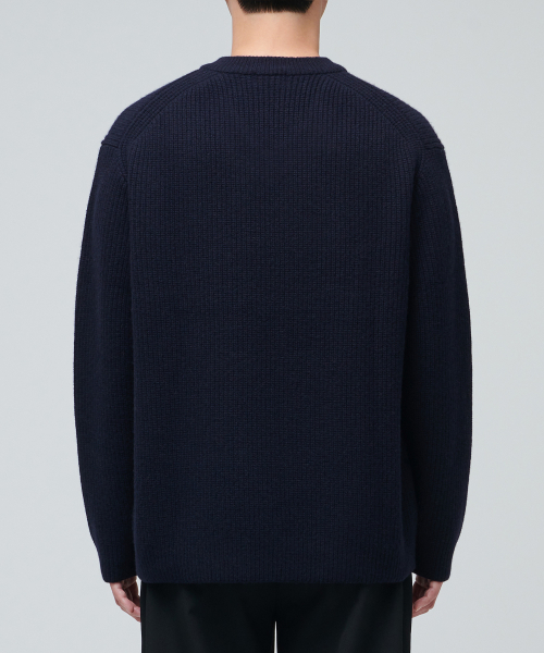 MUSINSA STANDARD（ムシンサスタンダード）の「ラムウールリブVネックニット[ネイビー]（ニット/セーター・メンズ・その他・SMALL/MEDIUM/LARGE/X-LARGE/XX-LARGE）」の2枚目の写真
