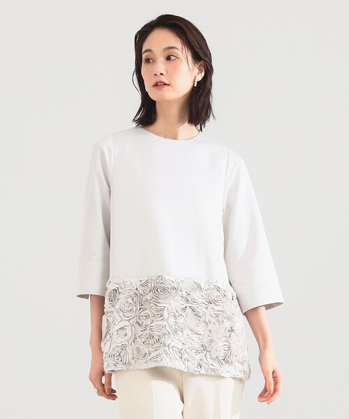 Demi-Luxe BEAMS(デミルクス ビームス)の「【8/6値下げ】フラワー チュニック ブラウス*/オフィスカジュアル・セレモニー(シャツ/ブラウス・レディース・グレイッシュベージュ/ブラック・36/38)」の9枚目の写真