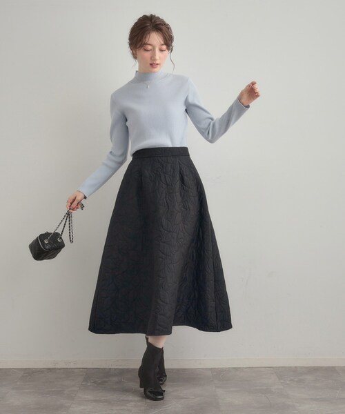 couture brooch（クチュールブローチ）の「【洗える】リーフジャカード フレアスカート（スカート・レディース・ブラック/オフホワイト・38/40/36/42）」の3枚目の写真