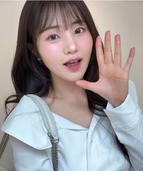 KOLEAT（コレット）の「ウィメンズ ミディクロップラップオフショルダー スリム長袖シャツ [ホワイト] 長袖Tシャツver.（シャツ/ブラウス・レディース・ホワイト・FREE）」の11枚目の写真