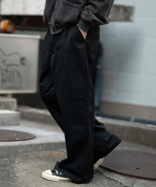 RED KAP(レッドキャップ)の「∴WEGO/別注RED KAPタックワイドチノパンツ(チノパンツ・メンズ・ベージュ/ブラック・MEDIUM/LARGE)」の10枚目の写真