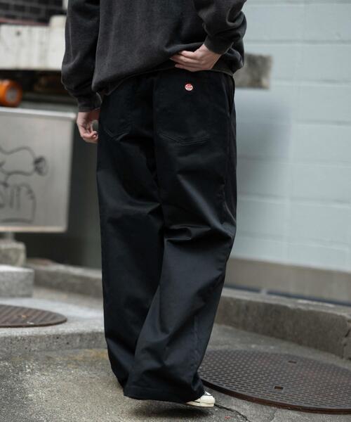 RED KAP(レッドキャップ)の「∴WEGO/別注RED KAPタックワイドチノパンツ(チノパンツ・メンズ・ベージュ/ブラック・MEDIUM/LARGE)」の11枚目の写真