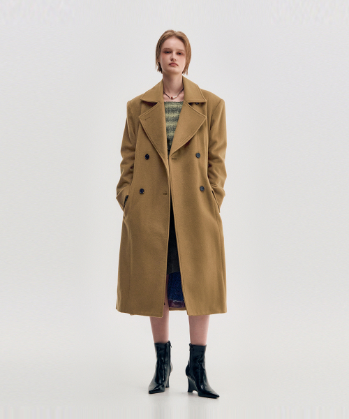 KIMZISU(キムジス)の「WIDE COLLAR OVERSIZED DOUBLE WOOL COAT - CAMEL(チェスターコート・レディース・キャメル・OS)」の4枚目の写真