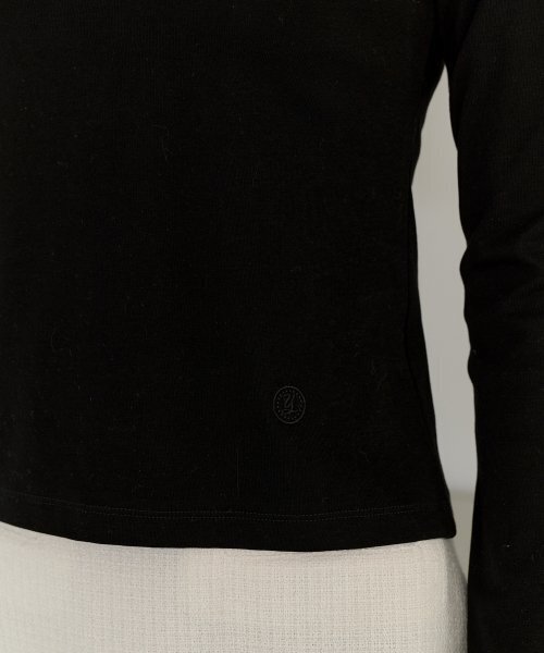 YUPPE(ヨッペ)の「BASIC SLIM T-SHIRT_BLACK(Tシャツ/カットソー・レディース・その他・SMALL)」の4枚目の写真