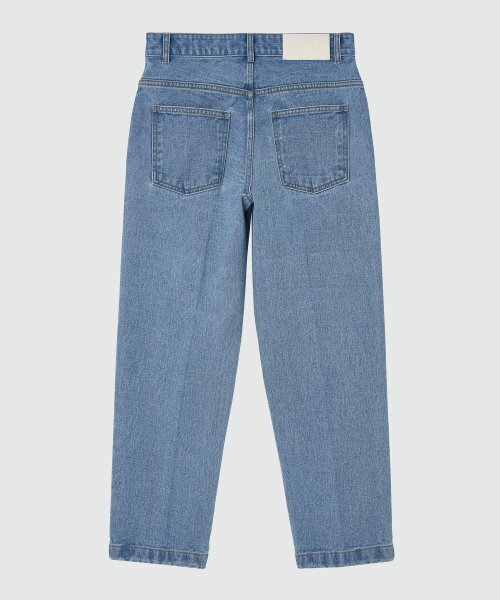 DECET(デケト)の「Dawn Cropped Tapered Jeans DCPT001LightBlue(デニムパンツ・レディース・その他・30/26/28/32)」の6枚目の写真