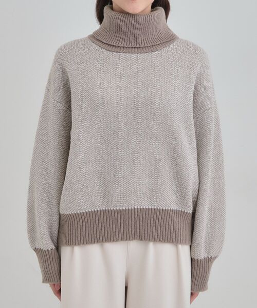 SHOO・LA・RUE（シューラルー）の「【S-LL】さりげないラメ感 配色ジャカード タートルネックニット（ニット/セーター・レディース・ブラック/ブラウン系/ライトグレー/ワインレッド・01/02/03/04）」の17枚目の写真
