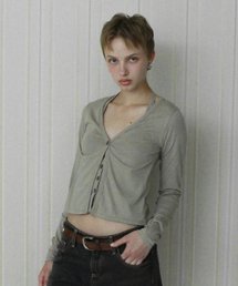 VENECY（ベネシー）の「Halter Neck Layered Cardigan（Tシャツ/カットソー）」