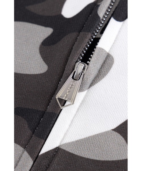 SUPPLIER（サプライヤー）の「ジップフーディ｜Cross Zip Hoodie V2｜SUPPLIER（パーカー・メンズ・ブラック/グレー/グレー系カモフラージュ・SMALL/MEDIUM/XX-LARGE/X-LARGE/LARGE）」の6枚目の写真