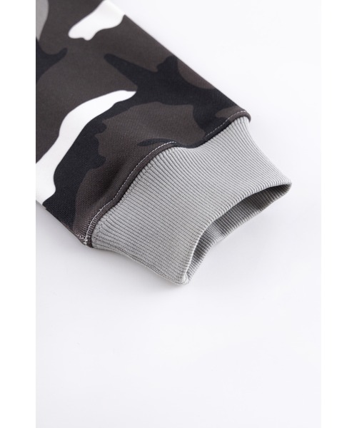 SUPPLIER（サプライヤー）の「ジップフーディ｜Cross Zip Hoodie V2｜SUPPLIER（パーカー・メンズ・ブラック/グレー/グレー系カモフラージュ・SMALL/MEDIUM/XX-LARGE/X-LARGE/LARGE）」の7枚目の写真