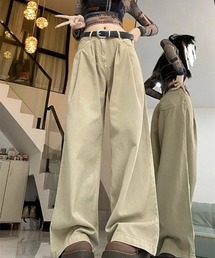 Flugge（フラッジー）の「タック入りチノパンツ（チノパンツ）」