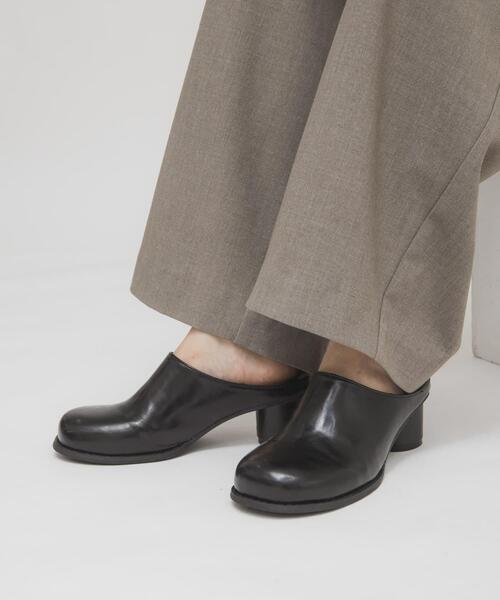 KBF（ケイビーエフ）の「プランプトゥサボミュール（サンダル・レディース・ブルー/ブラック・37/38/36）」の3枚目の写真