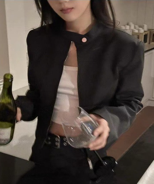 WEGO（ウィゴー）の「WEGO/Y2Kスリムクロップドジャケット（ノーカラージャケット・レディース・ブラック・LARGE/MEDIUM）」の2枚目の写真