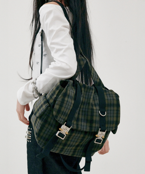 NILLRING(ニルリン)の「5PM30 Backpack Check _ Khaki(バックパック/リュック・レディース・その他・FREE)」の2枚目の写真