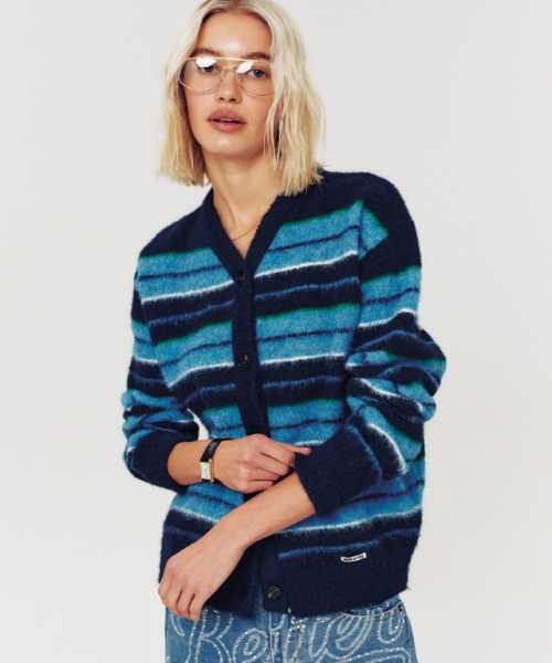 MOODBETTER(ムード ベター)の「HAIRY STRIPE KNIT CARDIGAN BLUE(カーディガン/ボレロ・レディース・その他・FREE)」の4枚目の写真