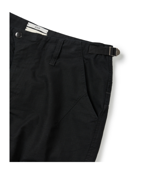 ETCE（イーティーシーイー）の「PROTOTYPE CARGO PANTS 2.0 (BLACK)（その他パンツ・レディース・その他・XL/L）」の3枚目の写真