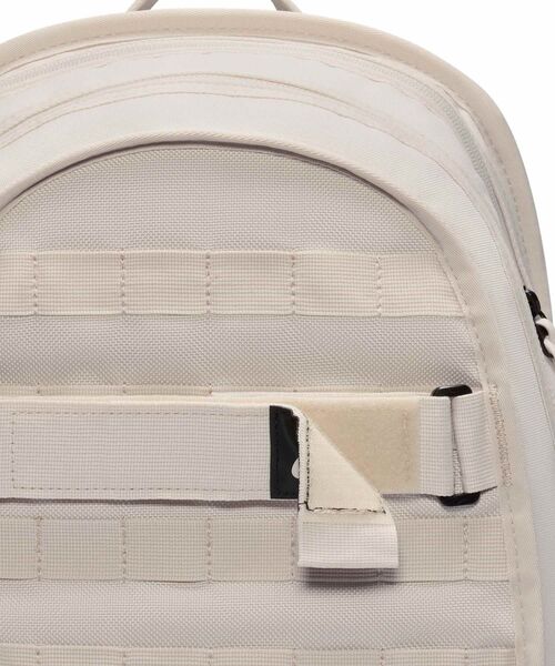 NIKE(ナイキ)の「ナイキ スポーツウェア RPM バックパック (26L) / Nike Sportswear RPM Backpack (26L) FD7544-104 Light Orewood Brown(バックパック/リュック・メンズ・ブラウン系その他・ONE SIZE)」の7枚目の写真
