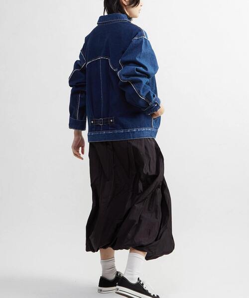 CONVERSE TOKYO(コンバーストウキョウ)の「DENIM SWITCHING JACKET(デニムジャケット・レディース・ブラック/インディゴブルー・MEDIUM/SMALL)」の8枚目の写真