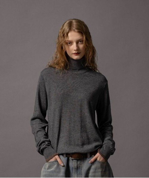 CIVVY.(シヴィ―)の「Contrast Stitch Turtleneck - コントラストステッチ タートルネック -(Tシャツ/カットソー・メンズ・グレー/バーガンディー・LARGE/MEDIUM)」の16枚目の写真