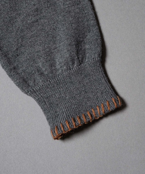 CIVVY.(シヴィ―)の「Contrast Stitch Turtleneck - コントラストステッチ タートルネック -(Tシャツ/カットソー・メンズ・グレー/バーガンディー・LARGE/MEDIUM)」の12枚目の写真