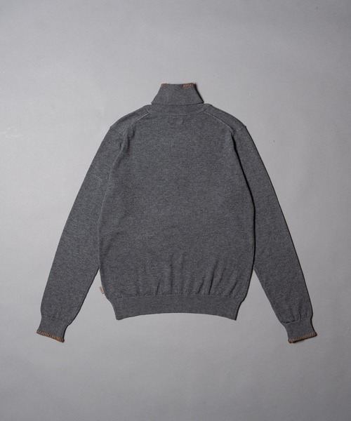 CIVVY.(シヴィ―)の「Contrast Stitch Turtleneck - コントラストステッチ タートルネック -(Tシャツ/カットソー・メンズ・グレー/バーガンディー・LARGE/MEDIUM)」の4枚目の写真