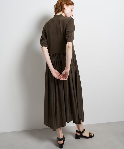 LANVIN en Bleu（ランバンオンブルー）の「ニットドッキングワンピース（ワンピース・レディース・ブラウン/ネイビー/オフホワイト/ブラック・38/36）」の4枚目の写真