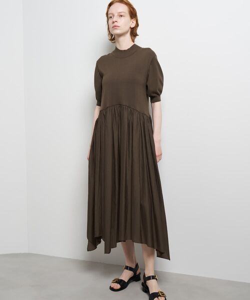 LANVIN en Bleu（ランバンオンブルー）の「ニットドッキングワンピース（ワンピース・レディース・ブラウン/ネイビー/オフホワイト/ブラック・38/36）」の7枚目の写真