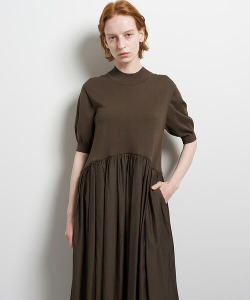 LANVIN en Bleu（ランバンオンブルー）の「ニットドッキングワンピース（ワンピース・レディース・ブラウン/ネイビー/オフホワイト/ブラック・38/36）」の9枚目の写真