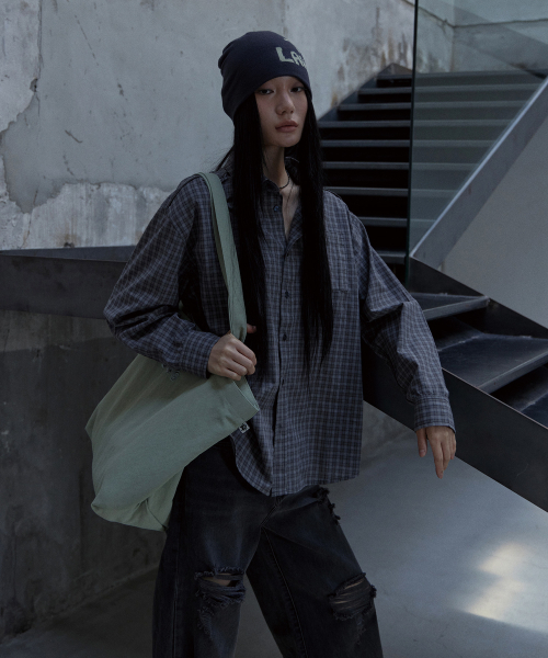 TONY LAWRENCE(トニーローレンス)の「カットオフチェックシャツグレー(シャツ/ブラウス・レディース・その他・LARGE/MEDIUM/SMALL)」の4枚目の写真