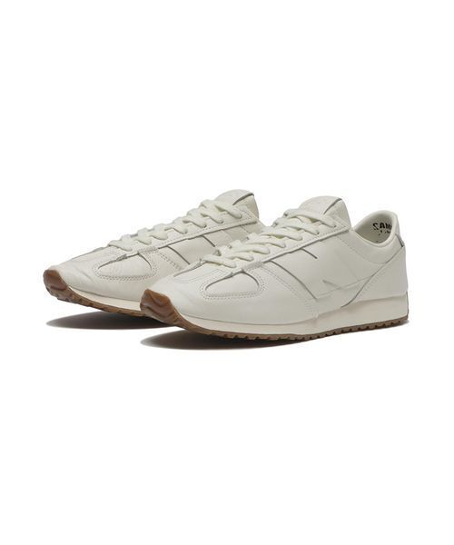 NEW BALANCE(ニューバランス)の「【New Balance】471(スニーカー・レディース・ホワイト・25/24.5/24/23.5/23)」の2枚目の写真