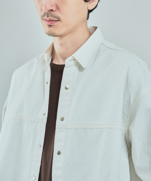 EDIFICE(エディフィス)の「LE JEAN DE EDIFICE 9オンス デニムシャツ(デニムジャケット・メンズ・ホワイト/ライトブルー・SMALL/MEDIUM/LARGE)」の22枚目の写真