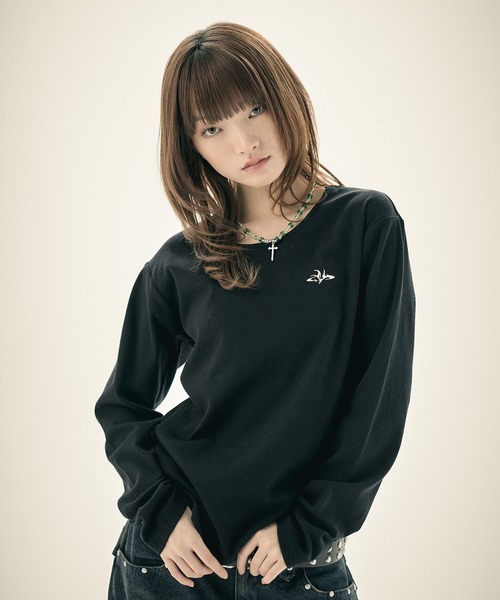 MSG(エムエスジー)の「ルーズネックワンポイントリブロンT 長袖(Tシャツ/カットソー・メンズ・ブラック/杢グレー/ホワイト・S/M/L/XL)」の1枚目の写真