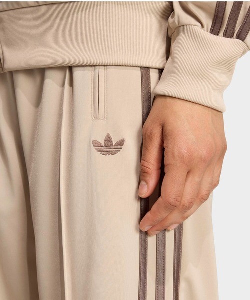 adidas（アディダス）の「【adidas Originals/ アディダス オリジナルス 】 FIREBIRD LOOSE TRACK PANTS /ファイヤーバード ルーズ トラックパンツ（その他パンツ・メンズ・ベージュ/ネイビー/エンジ・M/L）」の6枚目の写真