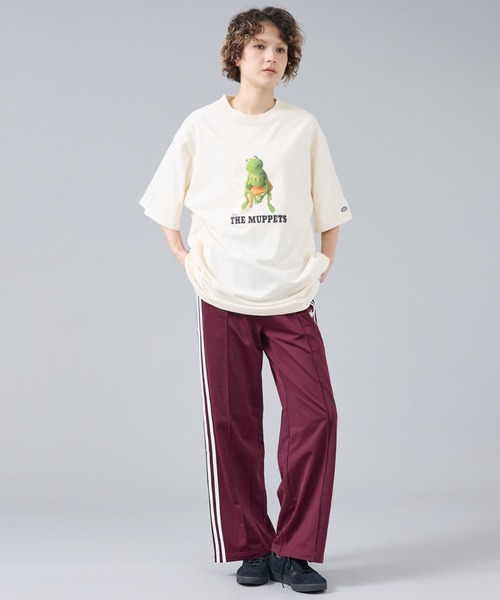 adidas(アディダス)の「【adidas Originals/ アディダス オリジナルス 】 FIREBIRD LOOSE TRACK PANTS /ファイヤーバード ルーズ トラックパンツ(その他パンツ・メンズ・ベージュ/ネイビー/エンジ/ブラック/ブラウン・M/L)」の8枚目の写真