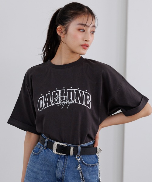 repipi armario(レピピ アルマリオ)の「【綿100%】キラキラカレッジTee(Tシャツ/カットソー・キッズ・ピンク/オフホワイト/サックスブルー/ブラック/イエロー/グレー・MEDIUM/SMALL/LARGE)」の3枚目の写真