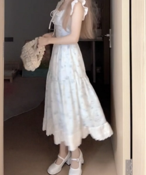 gossip!ロサンゼルス(ゴシップロサンゼルス)の「【Y2Kガーリー】レトロ フラワー柄 レース フレアキャミワンピース(ワンピース・レディース・ベビーピンク/ライトブルー・FREE)」の7枚目の写真