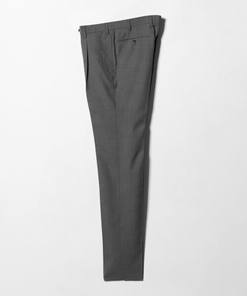 UNITED ARROWS（ユナイテッドアローズ）の「トロピカル クリース テーパード 1プリーツ スラックス（スラックス・メンズ・グレー系/モカ・44/50/46/48）」の3枚目の写真